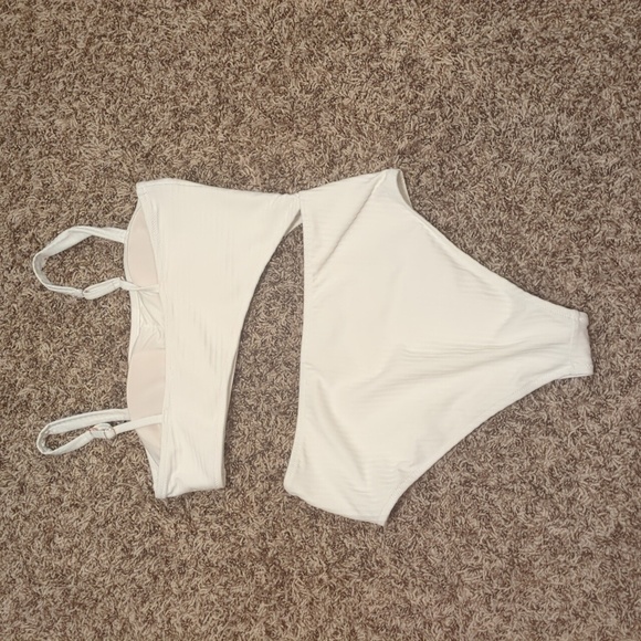 Shade & Shore white ribbed sleeveless cutout one piece swimsuit - Picture 8 of 9